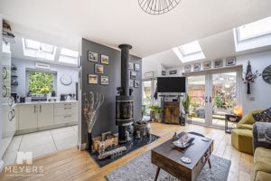 Living Room- click for photo gallery